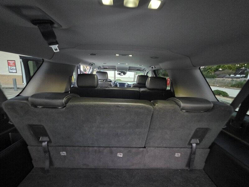 2017 Chevrolet Suburban LT