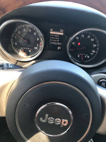 2013 Jeep Grand Cherokee Overland Summit