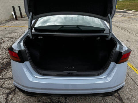 2024 Nissan Altima 2.5 SR