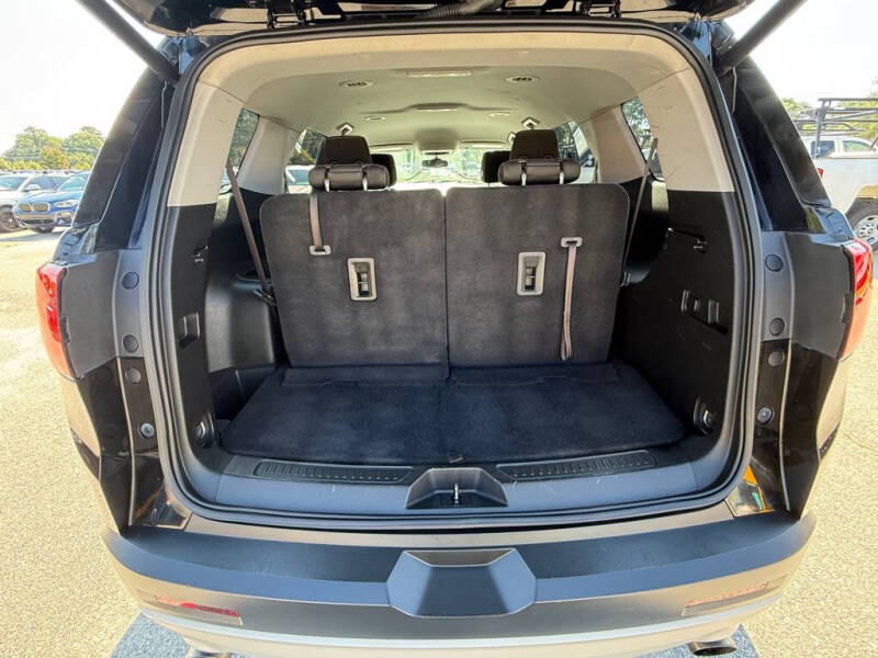 2017 GMC Acadia SLE-2