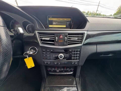 2011 Mercedes-Benz E-Class E 550 Luxury