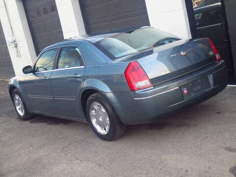 2005 Chrysler 300 Touring