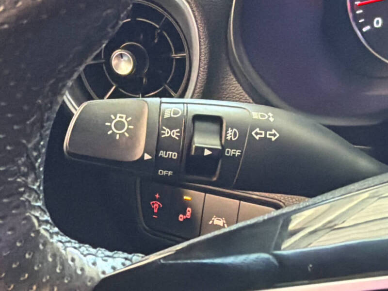 2021 Kia Forte GT Line