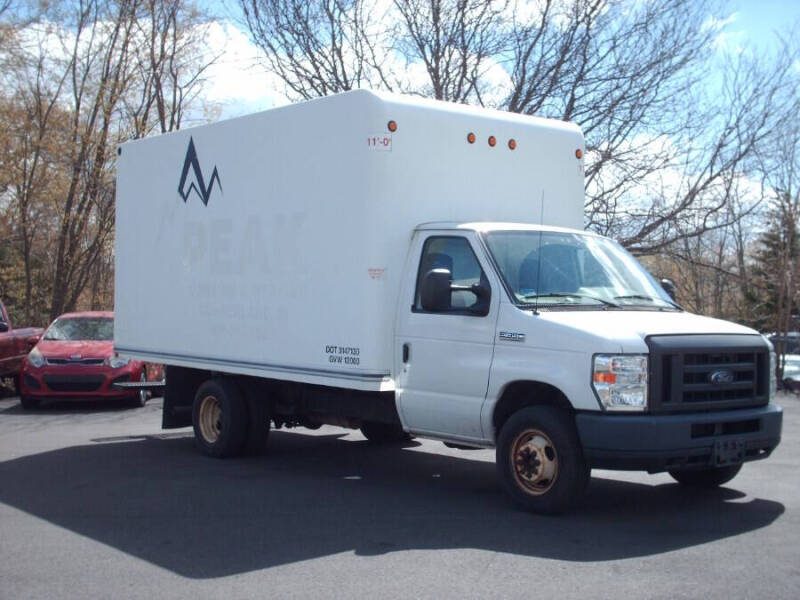 2018 Ford E-Series