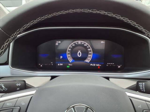 2025 Volkswagen Taos SE