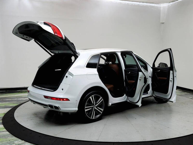 2020 Audi Q5 e quattro Prestige 55 TFSI