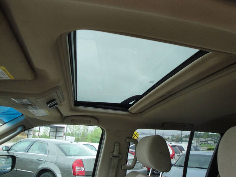 2008 Nissan Pathfinder SE