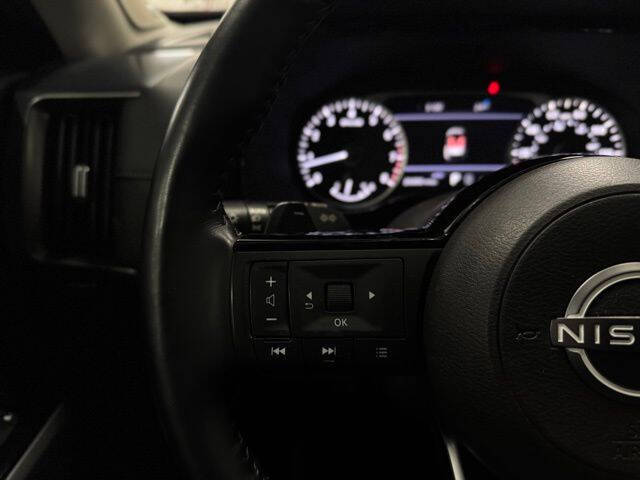 2023 Nissan Pathfinder SL