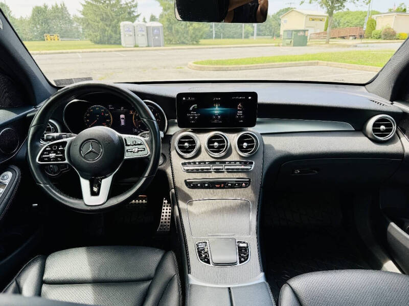 2022 Mercedes-Benz GLC GLC 300 4MATIC