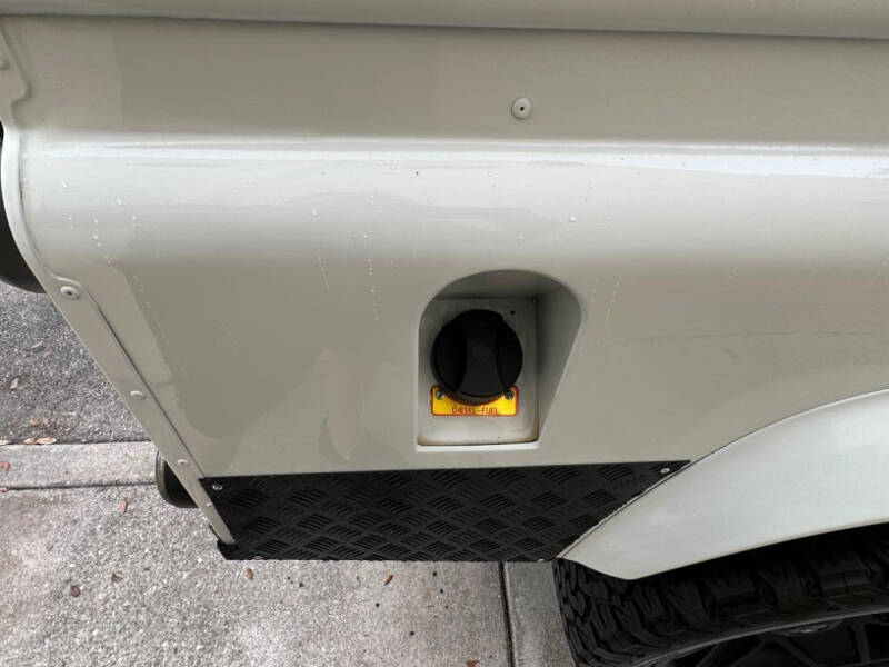 1992 Land Rover Defender