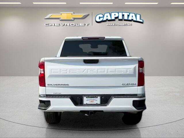 2025 Chevrolet Silverado 1500 Custom