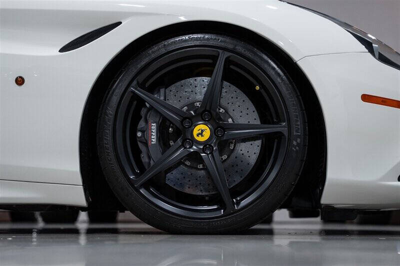 2016 Ferrari California T