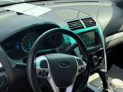 2014 Ford Explorer Sport