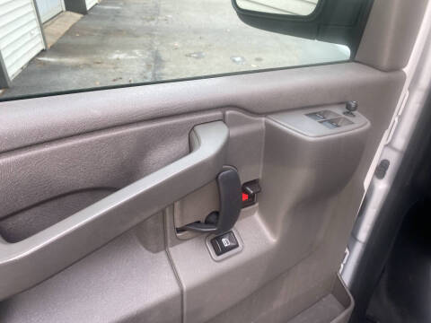 2019 Chevrolet Express 2500