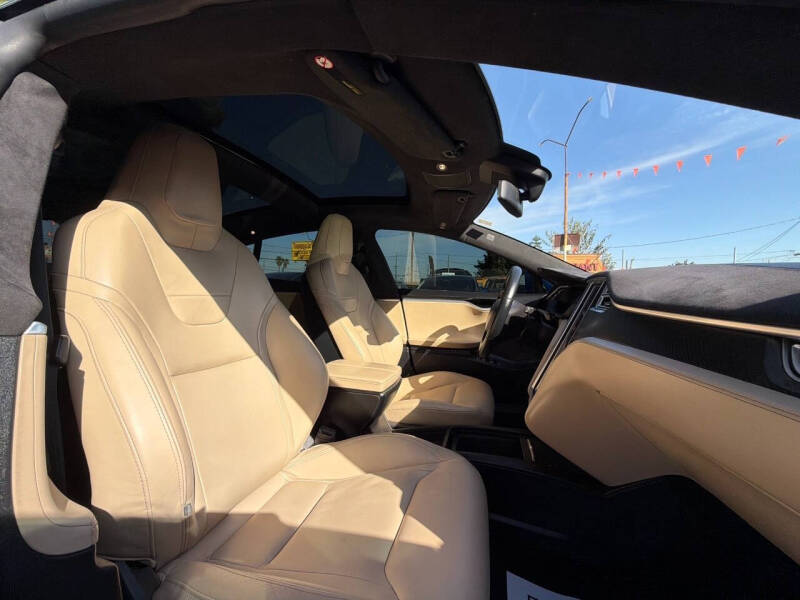 2016 Tesla Model S 75D