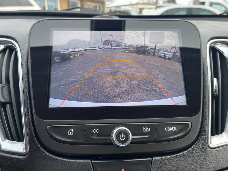 2017 Chevrolet Malibu LT