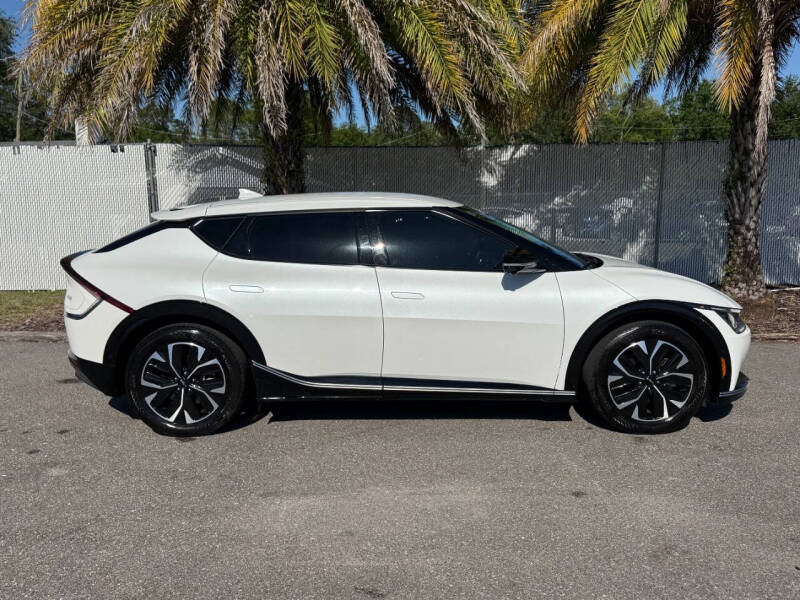 2024 Kia EV6 Wind