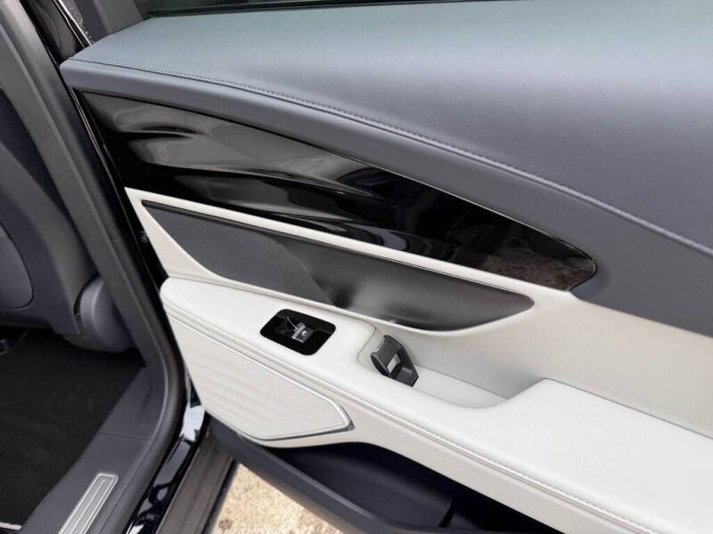 2026 Lincoln Nautilus Hybrid Premiere