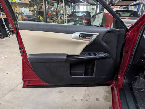 2011 Lexus CT 200h