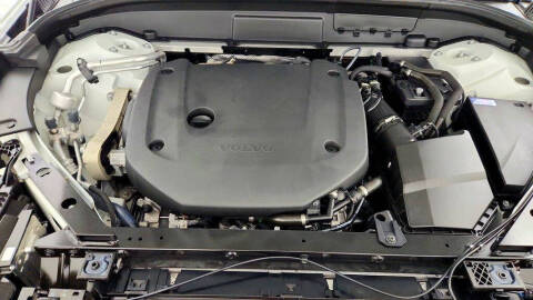 2023 Volvo XC60 B6 Ultimate Bright Theme