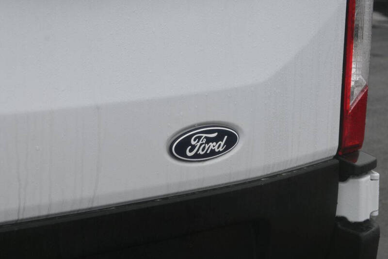 2026 Ford Transit 250