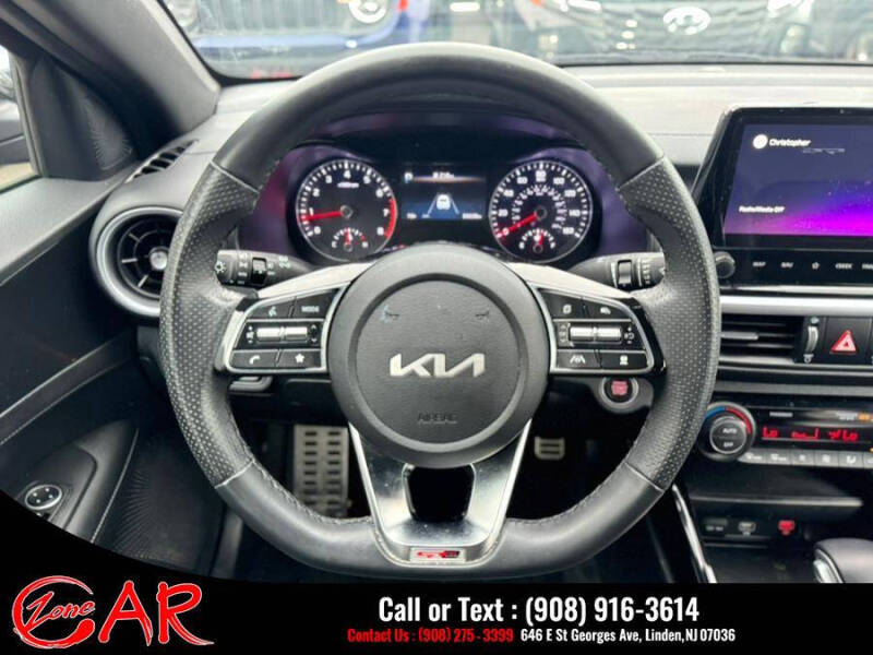 2022 Kia Forte GT Line