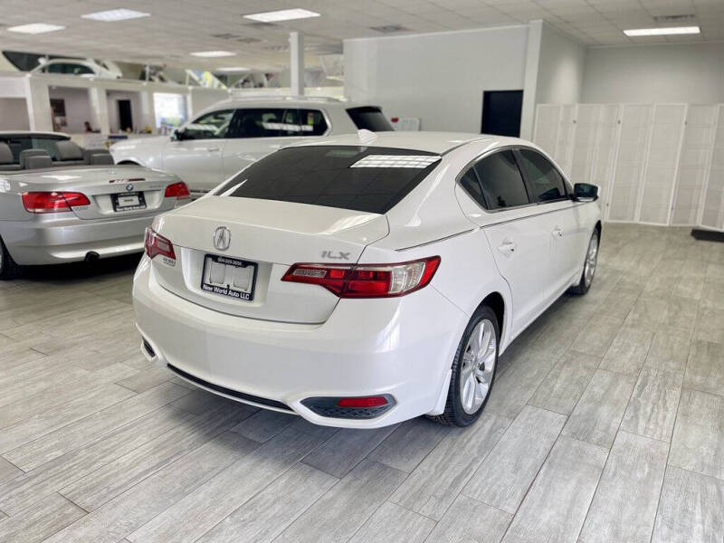 2016 Acura ILX w/Premium