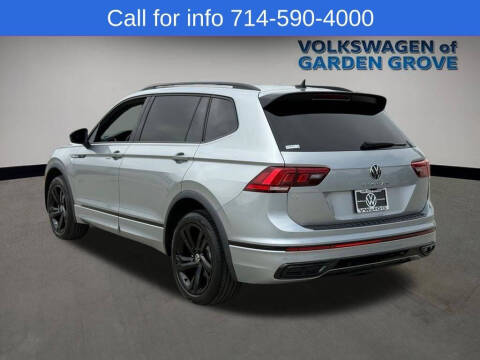 2023 Volkswagen Tiguan SE R-Line Black
