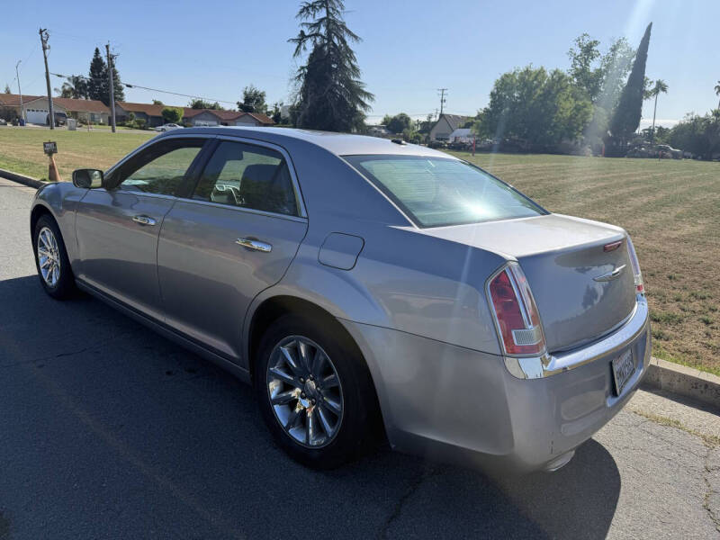 2014 Chrysler 300 C