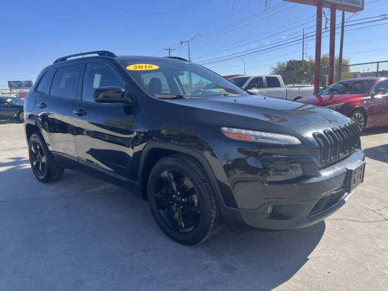 2016 Jeep Cherokee Latitude Altitude