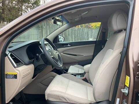 2017 Hyundai Tucson SE