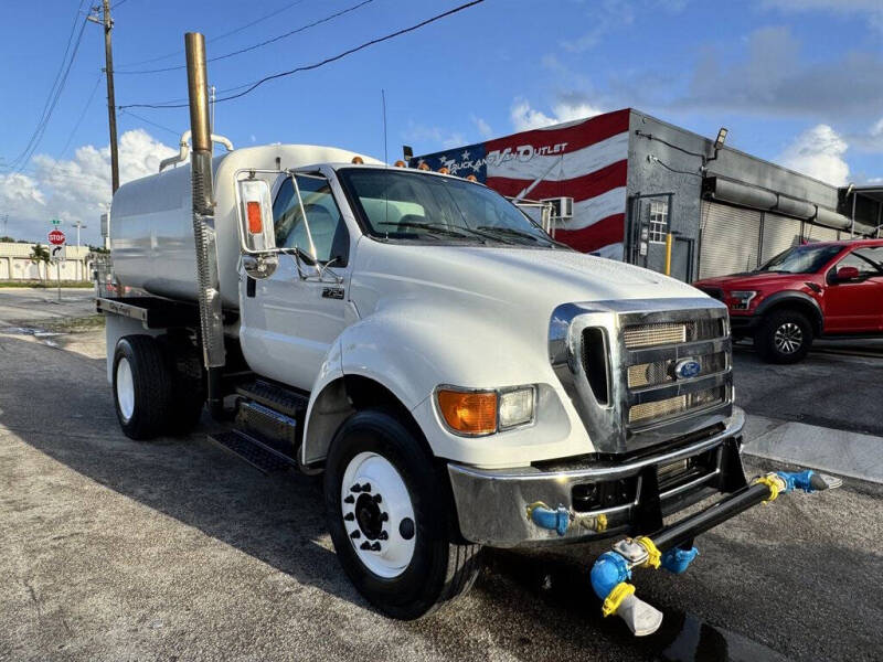 2015 Ford F-750 Super Duty