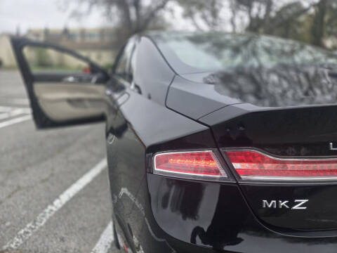 2017 Lincoln MKZ Select