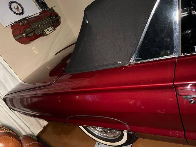 1964 Ford Thunderbird