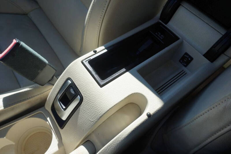 2013 Volkswagen Eos Executive SULEV