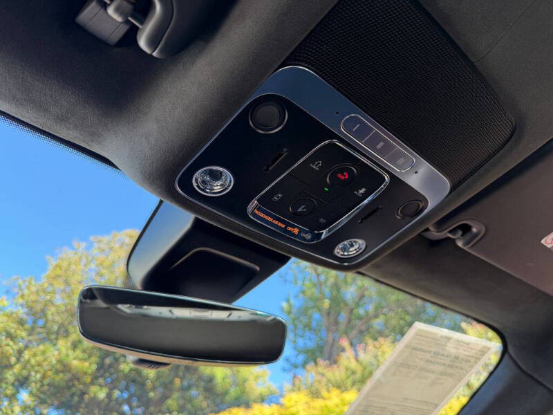 2024 Bentley Continental