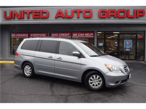 2009 Honda Odyssey for sale at United Auto Group in Putnam CT