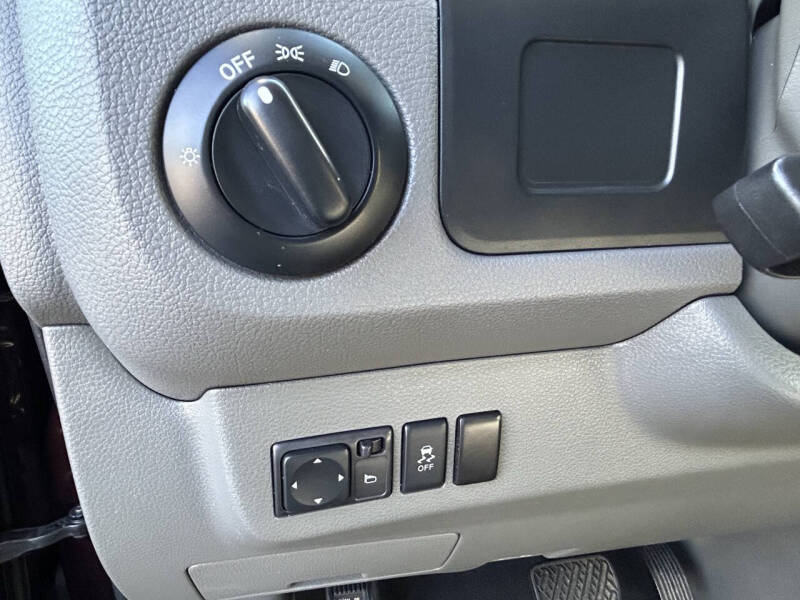 2014 Nissan NV 2500 HD S