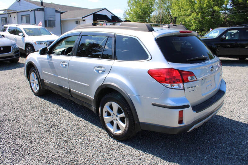 2013 Subaru Outback 2.5i Limited