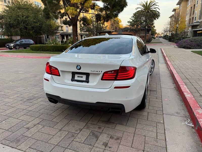 2016 BMW 5 Series 550i
