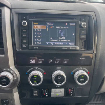 2017 Toyota Sequoia Platinum