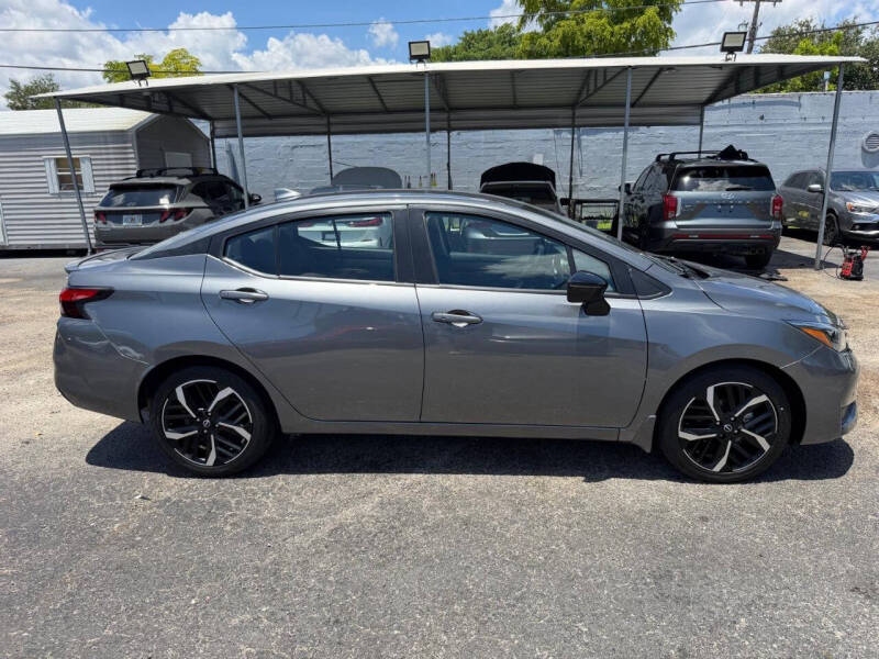 2024 Nissan Versa SR