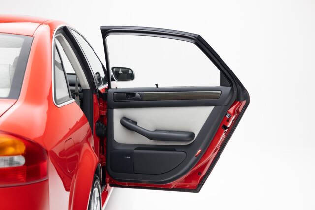 2003 Audi RS 6 quattro