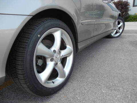2005 Mercedes-Benz CLK CLK 320