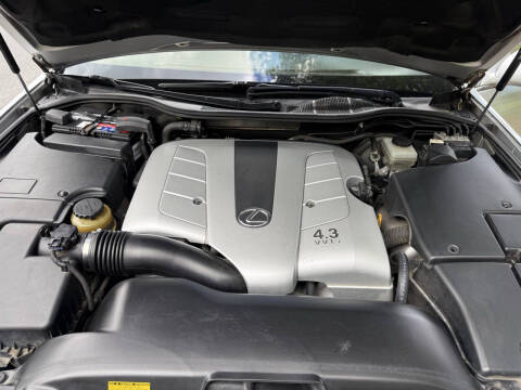 2005 Lexus LS 430