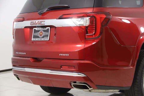 2023 GMC Acadia Denali
