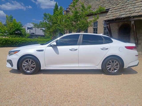 2020 Kia Optima LX