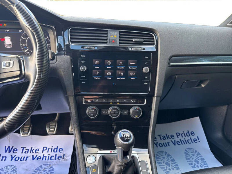 2018 Volkswagen Golf R 4Motion