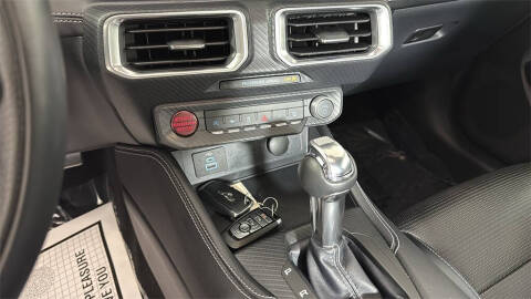 2025 Ford Mustang EcoBoost Premium