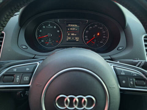 2016 Audi Q3 2.0T Premium Plus